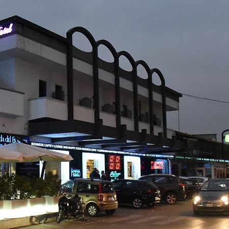 Business Hotel คาโซริอา ภายนอก รูปภาพ